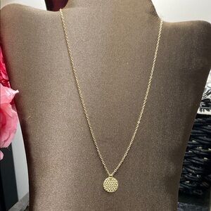 NWOT Textured Disc Gold Plated Pendant Necklace!